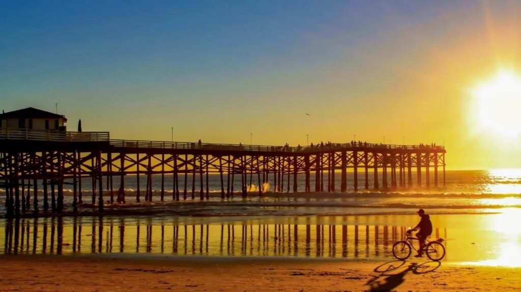 bike-ride-pacific-beach-boardwalk-sunset